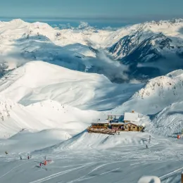 【2025年ー2026年版】ラニーニャで雪の多い冬に備えよう！人気除雪機おすすめモデル紹介